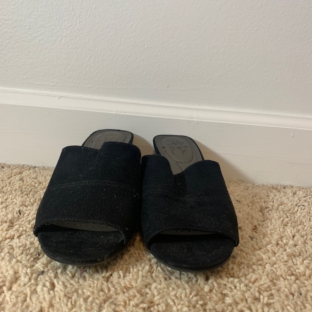 Black velvet mules